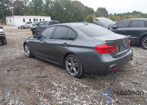 2017 BMW 330I z USA, uszkodzony, nr VIN WBA8B9G57HNU48718